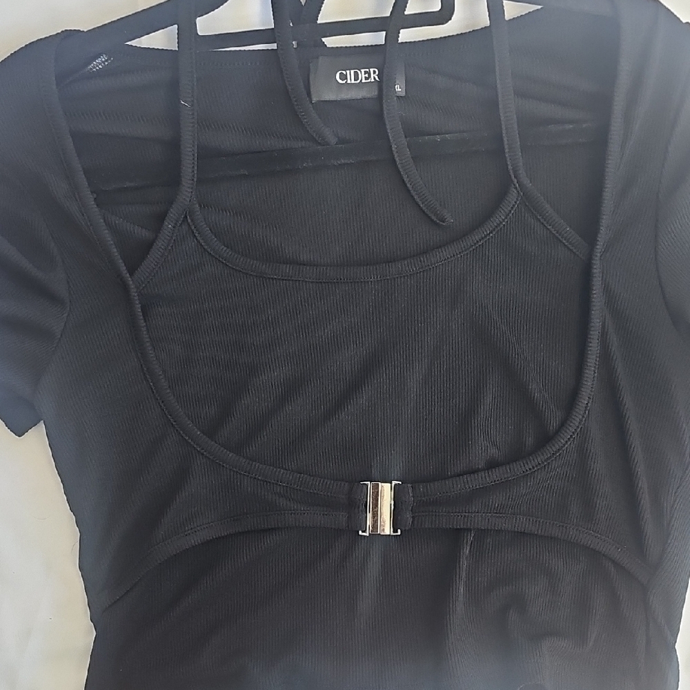 Cider Black Silver Cut Out Crop
